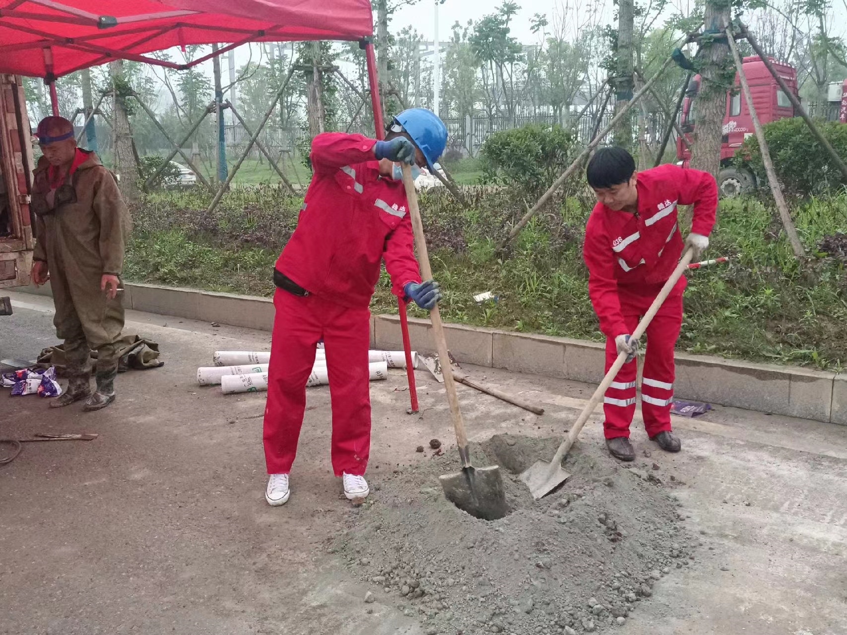 永丰管道疏通哪家好】及时进行市政管道清淤